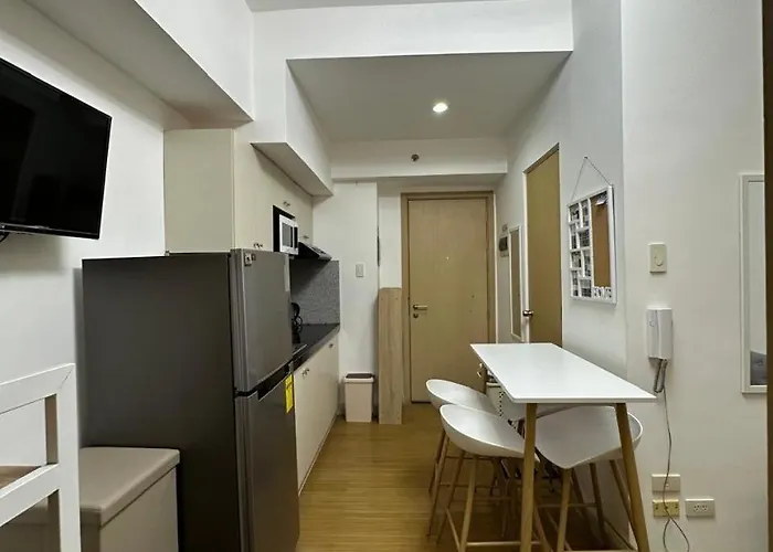 Apartment Luxury For Less Next To Bgc And Makati Cbd Manila