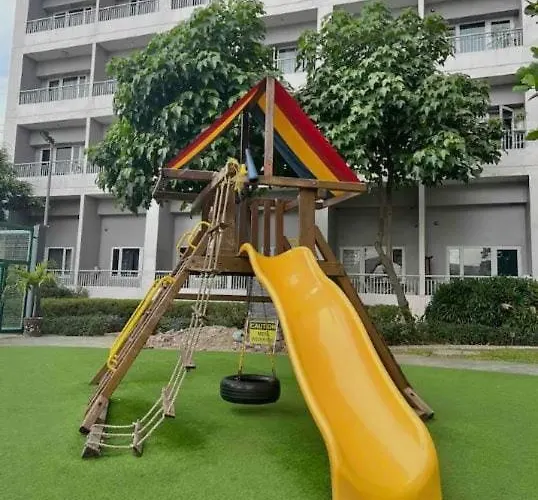 Luxury For Less Next To Bgc And Makati Cbd Manila